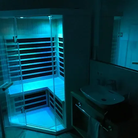 Gipfelstuermer - In Out, Whirlpool & Infrarotkabine Apartmán