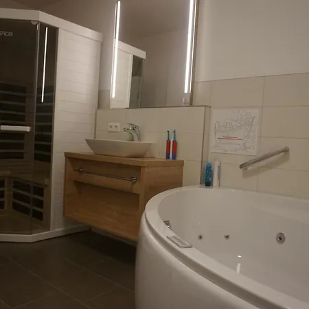 Apartmán Gipfelstuermer - In Out, Whirlpool & Infrarotkabine *
